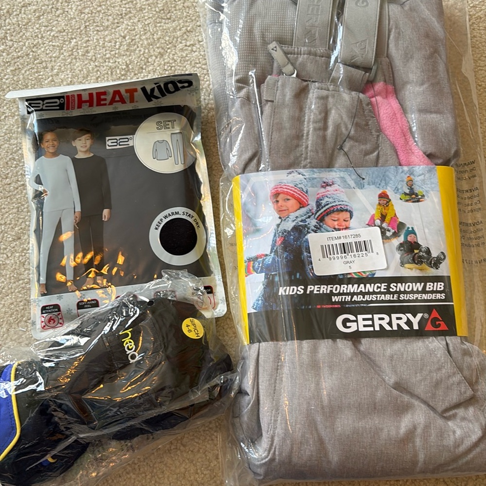 Snowpants, long underwear and mittens NWT